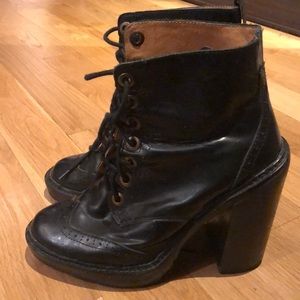 ♣️ Chunky Heeled Black Boots ♣️